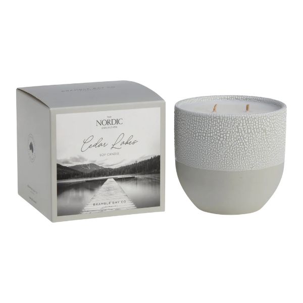 Picture of BRAMBLE BAY  NORDIC CEDAR LAKES CANDLE