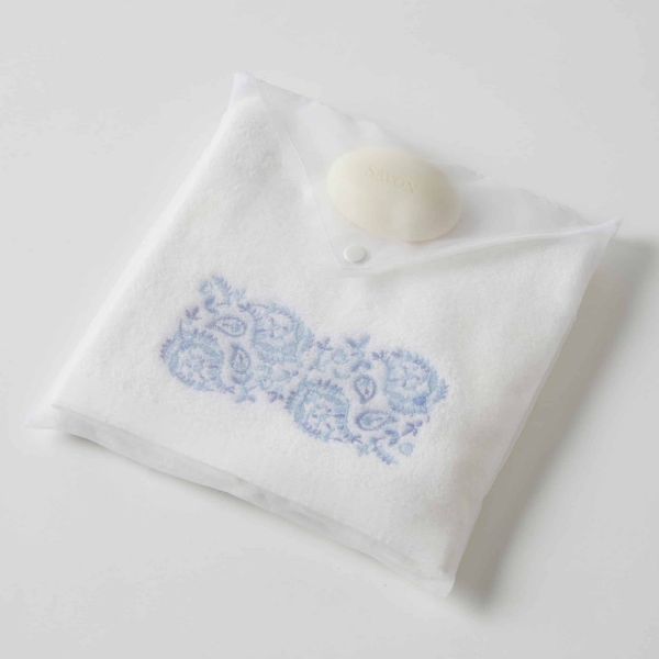 Picture of PAISLEY TOWEL & SOAP IN ORGANZA BAG